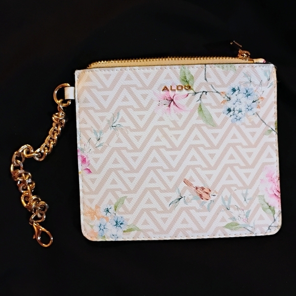 Aldo White Floral Wristlet with Gold Chain - Picture 1 of 4